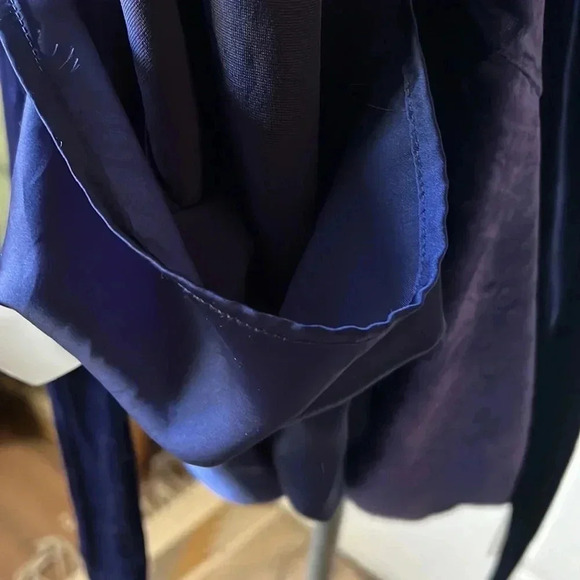 Boden blue velvet dress with tie neck size 6 - Picture 12 of 14